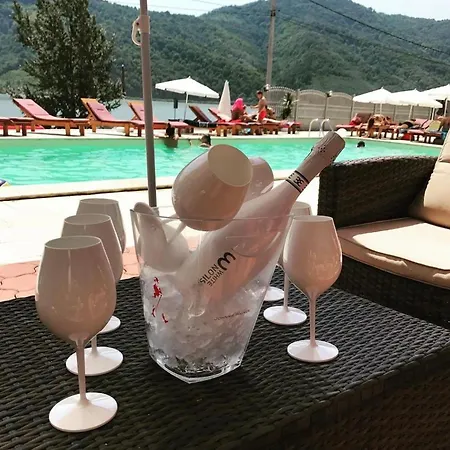 Pensiunea Deian-clisura Dunarii 3* Moldova Noua