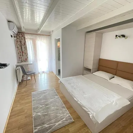 Hotel Pensiunea Deian-clisura Dunarii